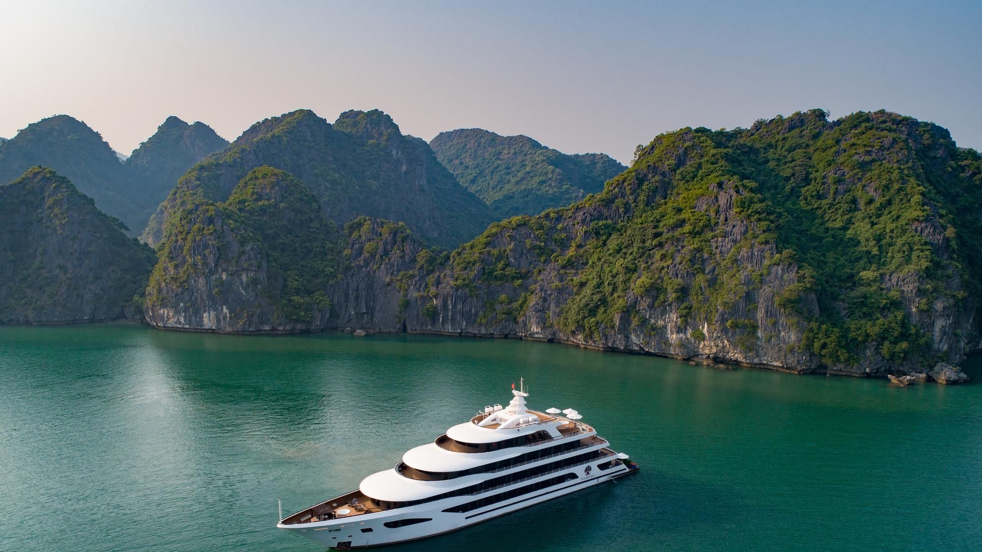 Scarlet Pearl Halong Cruises