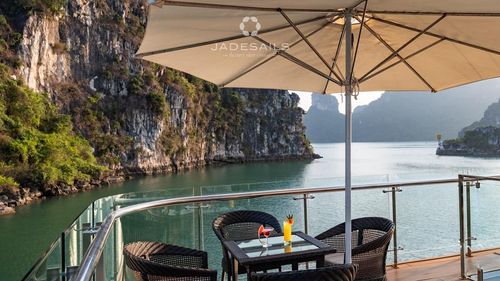 Luxury Day Cruise Halong Jade Sails