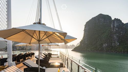 Luxury Day Cruise Halong Jade Sails