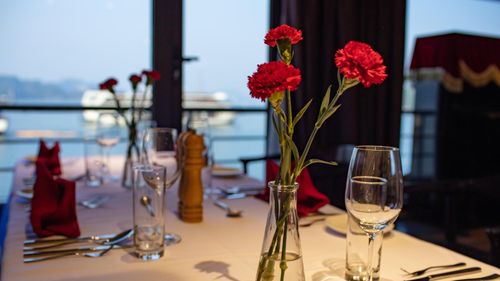 Scarlet Pearl Halong Cruises Restaurant